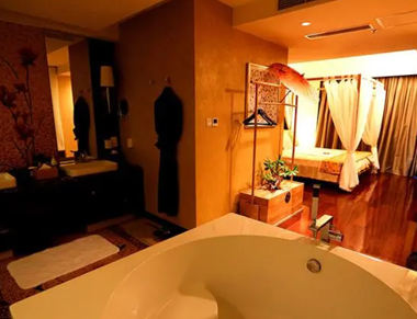 广州南沙区养生会所的黄昏恋：当爱情遇上八十岁